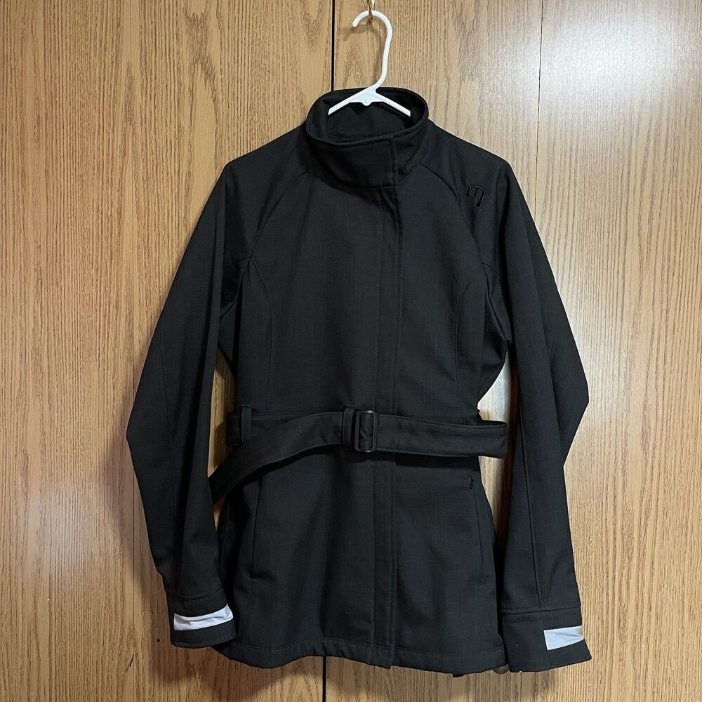 Novara Women’s Large Jacket With Belt